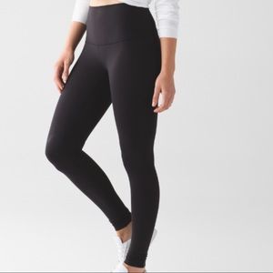 Black lululemon leggings